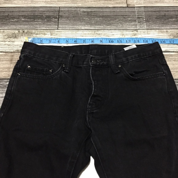 MNML Slim Skinny Jeans Men’s 29x30 Black Button Fly Distressed Ripped Knees - Picture 4 of 9